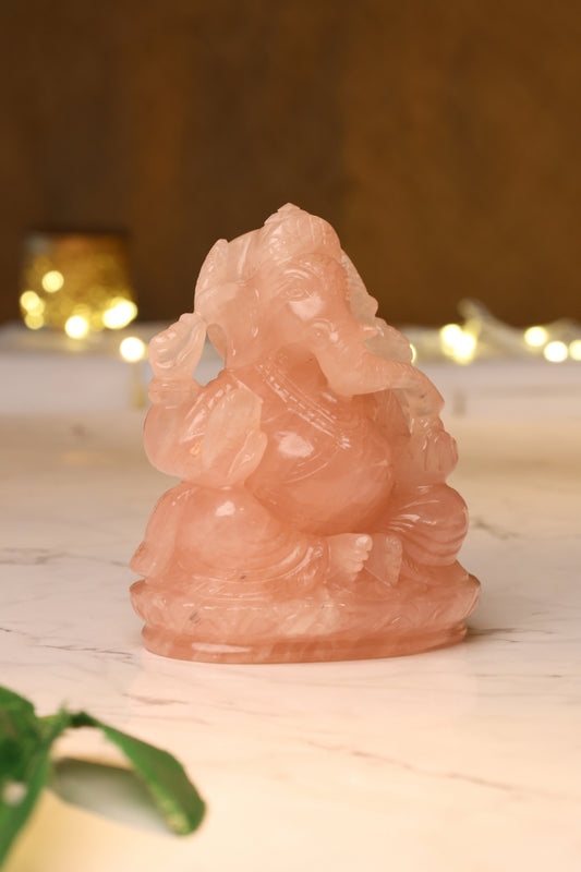 NATURAL ROSE QUARTZ GANESHA