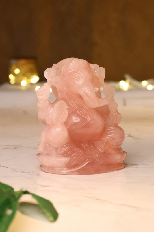 NATURAL ROSE QUARTZ GANESHA