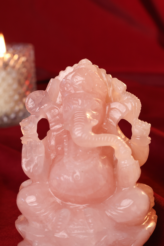 NATURAL ROSE QUARTZ GANESHA