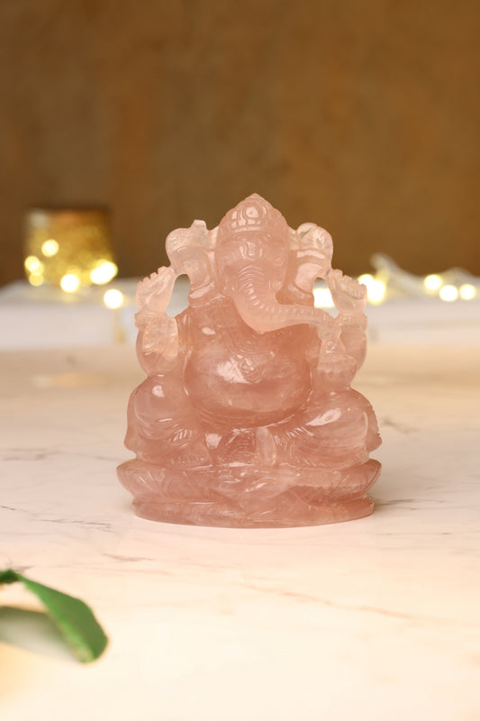 NATURAL ROSE QUARTZ GANESHA