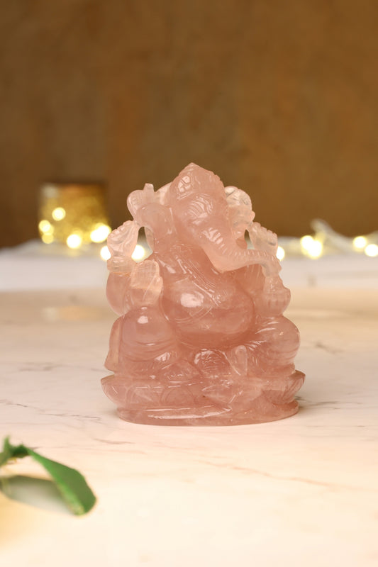 NATURAL ROSE QUARTZ GANESHA