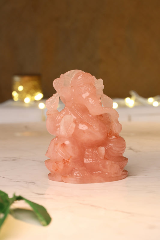 NATURAL ROSE QUARTZ GANESHA