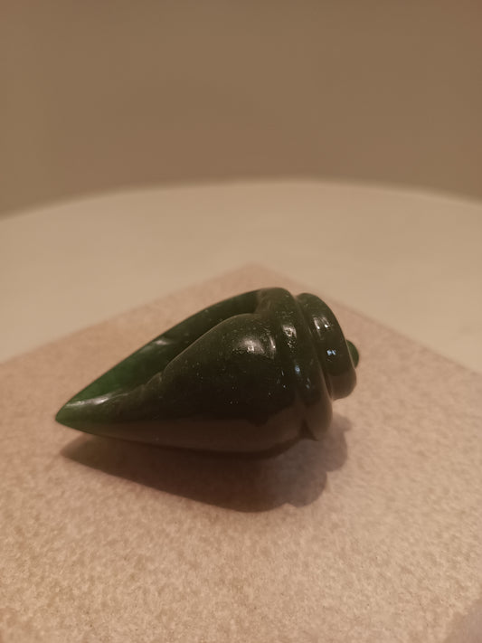 Gemstone Counch