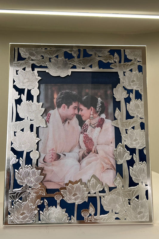 Silver plated Floral Photoframe