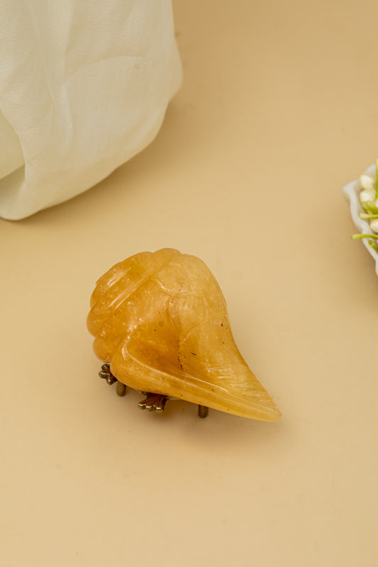 Yellow Quartz Conch