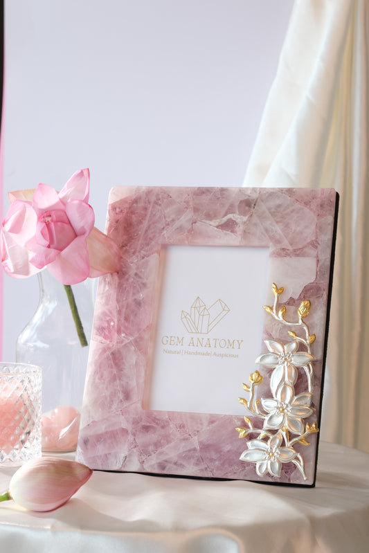 NATURAL ROSE QUARTZ PHOTOFRAME WITH PURE SILVER FLOWER