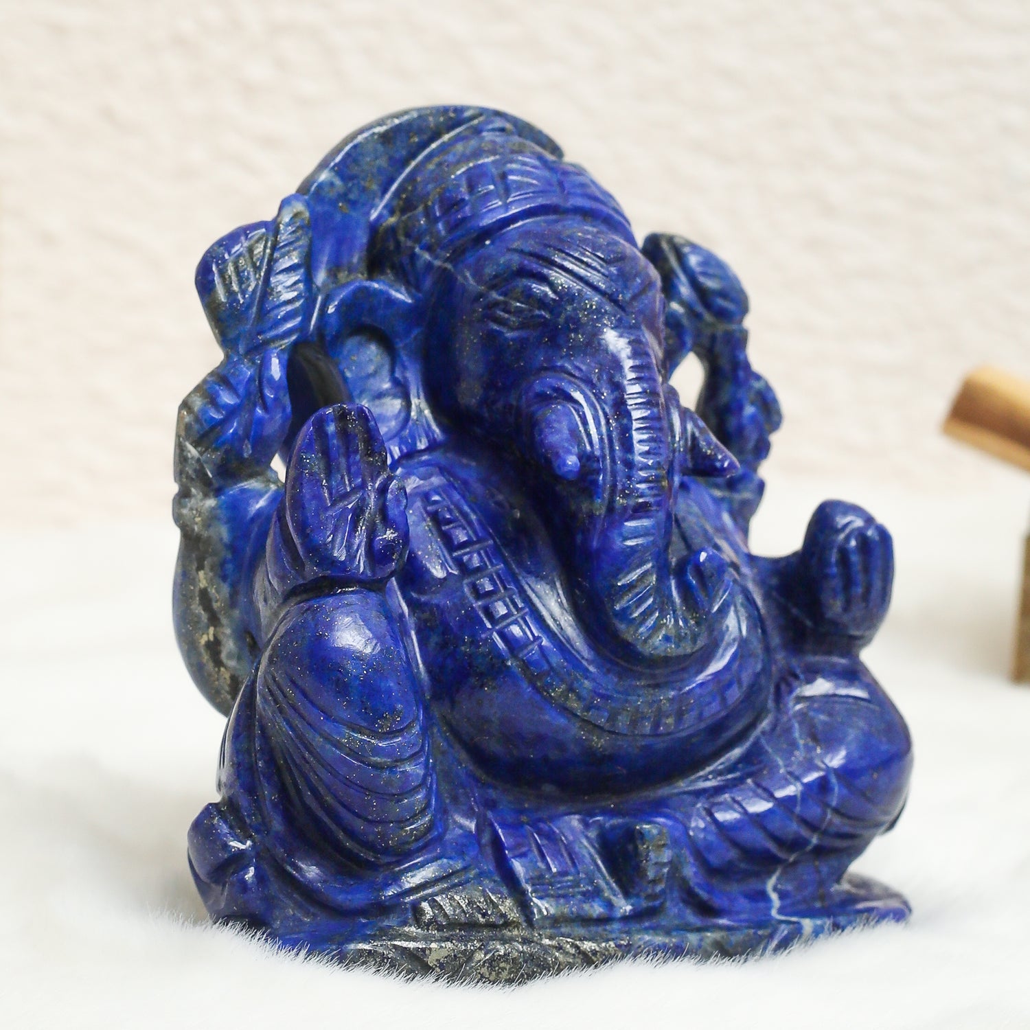 Lapis lazuli ganpati murti