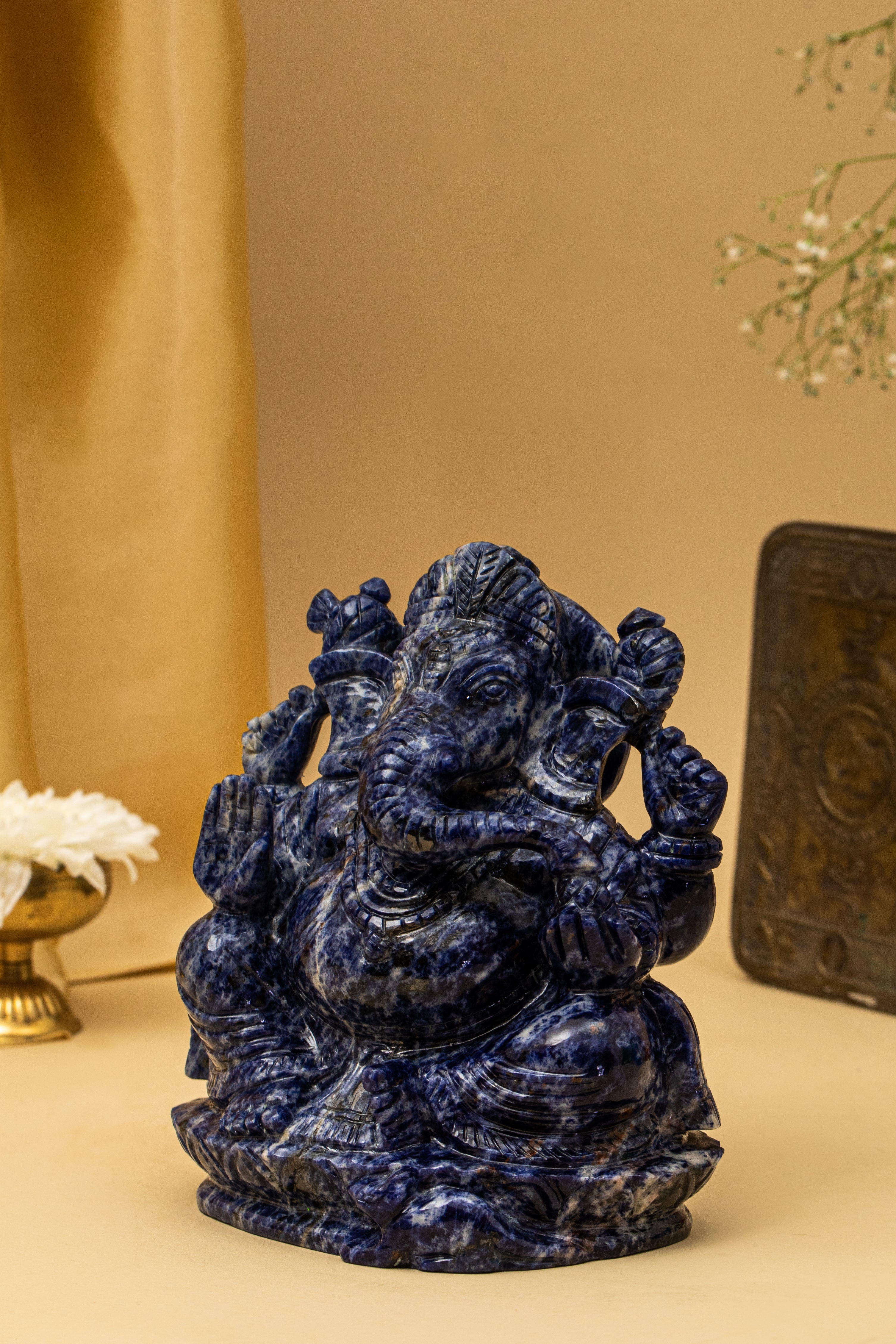 Lapis lazuli ganpati murti